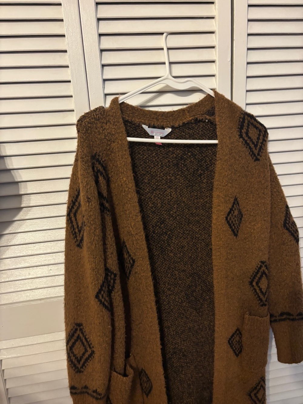 No Boundaries Brown and Black Geometric Open-Front Cardigan